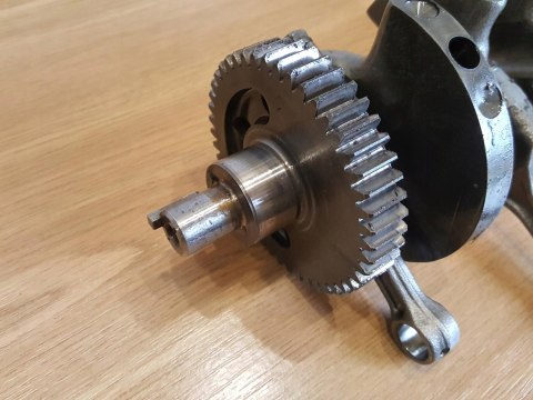 TRIUMPH DAYTONA 675 WAŁ KORBOWY KORBOWODY KPL