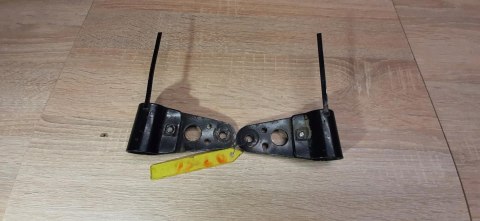YAMAHA DT 50 UCHWYT MOCOWANIE REFLEKTORA LAMPY KPL YAMAHA DT 50 UCHWYT MOCOWANIE REFLEKTORA LAMPY KPL