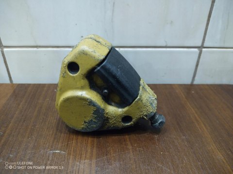 KTM GS SX MX EXC 250 ZACISK HAMULCOWY PRZÓD KTM GS SX MX EXC 250 ZACISK HAMULCOWY PRZÓD