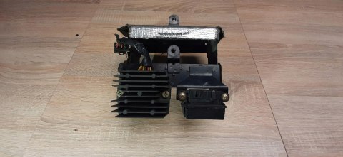 SUZUKI DR 650 RS REGULATOR NAPIĘCIA UCHWYT AKU SUZUKI DR 650 RS REGULATOR NAPIĘCIA UCHWYT AKU