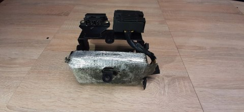 SUZUKI DR 650 RS REGULATOR NAPIĘCIA UCHWYT AKU SUZUKI DR 650 RS REGULATOR NAPIĘCIA UCHWYT AKU