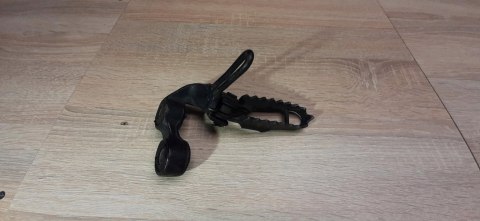 SUZUKI DR 750 SET PODNÓŻEK SUZUKI DR 750 SET PODNÓŻEK