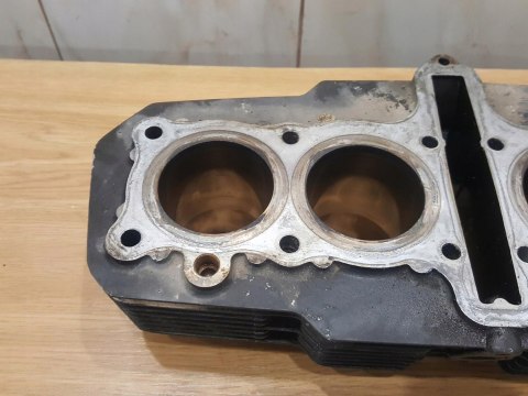 SUZUKI GSX 550 ES CYLINDER CYLINDRY TŁOKI KPL SUZUKI GSX 550 ES CYLINDER CYLINDRY TŁOKI KPL