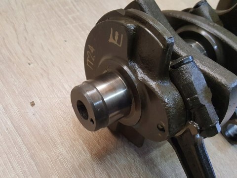 YAMAHA YZF 750 R WAŁ KORBOWY KORBOWODY KPL YAMAHA YZF 750 R WAŁ KORBOWY KORBOWODY KPL