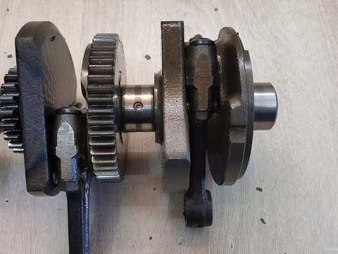 YAMAHA YZF 750 R WAŁ KORBOWY KORBOWODY KPL YAMAHA YZF 750 R WAŁ KORBOWY KORBOWODY KPL