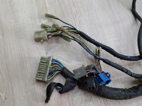 YAMAHA YZF R1 4XV WIĄZKA INSTALACJA ELEKTRYCZNA YAMAHA YZF R1 4XV WIĄZKA INSTALACJA ELEKTRYCZNA