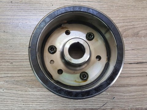 YAMAHA YZF R6 RJ03 5EB MAGNETO KOŁO MAGNESOWE YAMAHA YZF R6 RJ03 5EB MAGNETO KOŁO MAGNESOWE