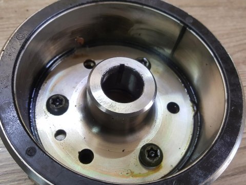 YAMAHA YZF R6 RJ03 5EB MAGNETO KOŁO MAGNESOWE YAMAHA YZF R6 RJ03 5EB MAGNETO KOŁO MAGNESOWE