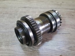 YAMAHA XJ 900 4KM WAŁEK ZDAWCZY PRZEKŁADNIA