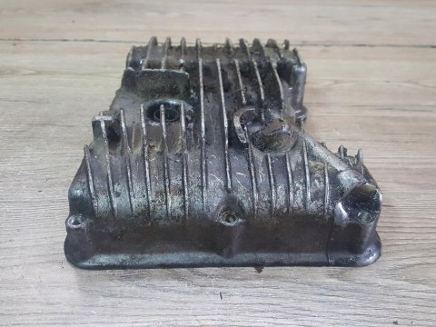 YAMAHA XS 500 MISA MISKA OLEJOWA OLEJU POKRYWA YAMAHA XS 500 MISA MISKA OLEJOWA OLEJU POKRYWA