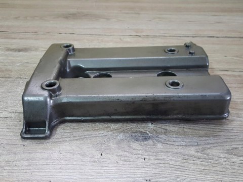 YAMAHA XTZ 750 SUPER TENERE POKRYWA ZAWORÓW DEKIEL YAMAHA XTZ 750 SUPER TENERE POKRYWA ZAWORÓW DEKIEL