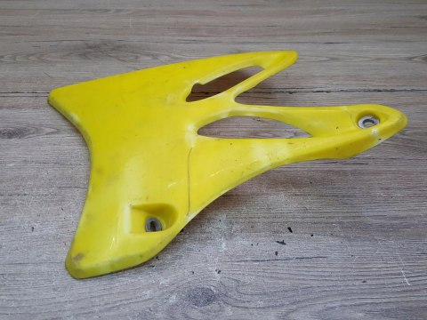YAMAHA YZ 125 250 BOK BOCZEK OWIEWKA OSŁONA YAMAHA YZ 125 250 BOK BOCZEK OWIEWKA OSŁONA