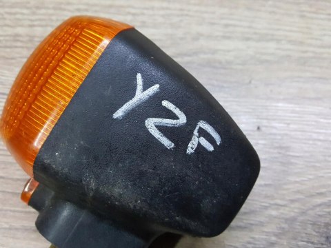 YAMAHA YZF 600 KIERUNKOWSKAZ KIERUNEK YAMAHA YZF 600 KIERUNKOWSKAZ KIERUNEK