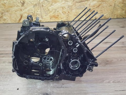 YAMAHA FZR 400 3BF KARTER GÓRNY DOLNY BLOK SILNIKA YAMAHA FZR 400 3BF KARTER GÓRNY DOLNY BLOK SILNIKA