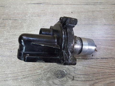 YAMAHA FZR 400 3BF POMPA WODY WODNA YAMAHA FZR 400 3BF POMPA WODY WODNA
