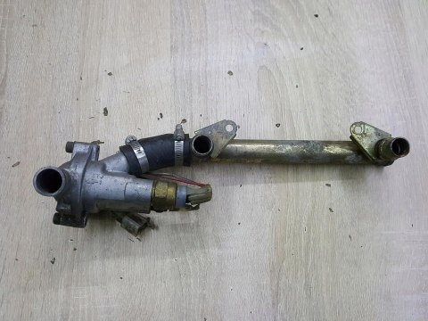 YAMAHA FZR 400 3TJ TERMOSTAT OBUDOWA