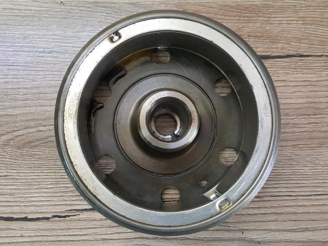 YAMAHA FZR 400 MAGNETO KOŁO MAGNESOWE FL 118-13 YAMAHA FZR 400 MAGNETO KOŁO MAGNESOWE FL 118-13