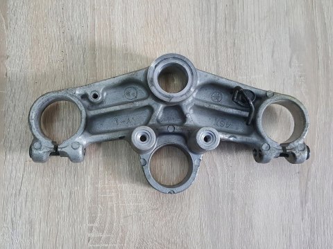 YAMAHA FZR 400 PÓŁKA GÓRNA ZAWIESZENIA