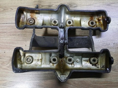 YAMAHA XJ 600 4BR POKRYWA DEKIEL KAPA OSŁONA YAMAHA XJ 600 4BR POKRYWA DEKIEL KAPA OSŁONA