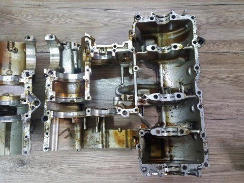 YAMAHA XJ 900 4KM KARTER GÓRNY DOLNY BLOK SILNIKA YAMAHA XJ 900 4KM KARTER GÓRNY DOLNY BLOK SILNIKA