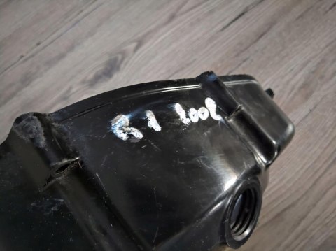 YAMAHA R1 POKRYWA DEKIEL OSŁONA YAMAHA R1 POKRYWA DEKIEL OSŁONA