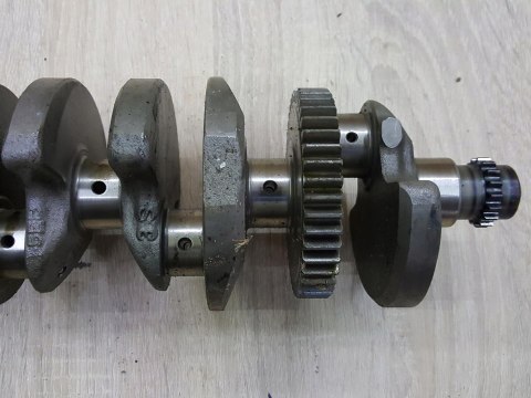 YAMAHA R6 RJ01 RJ03 5EB 98-02 WAŁ KORBOWY YAMAHA R6 RJ01 RJ03 5EB 98-02 WAŁ KORBOWY