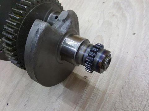YAMAHA R6 RJ01 RJ03 5EB 98-02 WAŁ KORBOWY YAMAHA R6 RJ01 RJ03 5EB 98-02 WAŁ KORBOWY