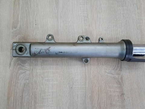 YAMAHA TRX 850 4NX LAGA RURA ZAWIESZENIE PRAWA YAMAHA TRX 850 4NX LAGA RURA ZAWIESZENIE PRAWA