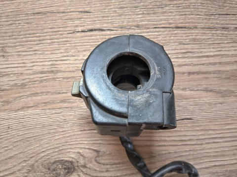 SUZUKI RG 80 PRZEŁĄCZNIK PRAWY SUZUKI RG 80 PRZEŁĄCZNIK PRAWY