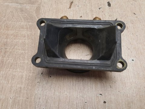 SUZUKI RGV 250 KRÓCIEC SSĄCY