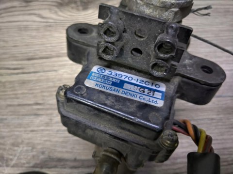 SUZUKI RGV 250 SILNICZEK ZAWORU POWER VALVE SERVO SUZUKI RGV 250 SILNICZEK ZAWORU POWER VALVE SERVO