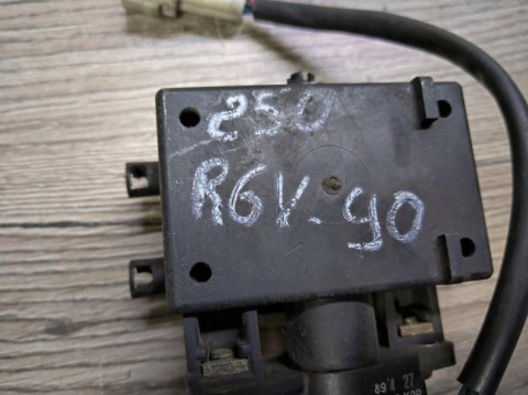 SUZUKI RGV 250 SILNICZEK ZAWORU POWER VALVE SERVO SUZUKI RGV 250 SILNICZEK ZAWORU POWER VALVE SERVO