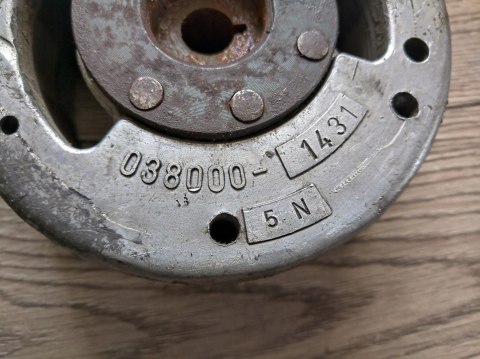 SUZUKI TS 125 MAGNETO KOŁO MAGNESOWE SUZUKI TS 125 MAGNETO KOŁO MAGNESOWE