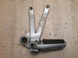 SUZUKI VX 800 SET PODNÓŻEK MOCOWANIE LEWY