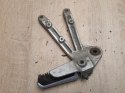 SUZUKI VX 800 SET PODNÓŻEK MOCOWANIE LEWY