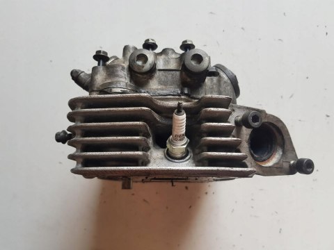 SUZUKI VL 125 INTRUDER GŁOWICA PRZÓD KOMPLETNA SUZUKI VL 125 INTRUDER GŁOWICA PRZÓD KOMPLETNA