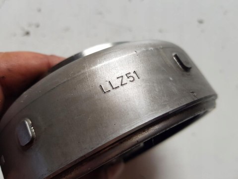 SUZUKI VL 125 INTRUDER MAGNETO KOŁO MAGNESOWE SUZUKI VL 125 INTRUDER MAGNETO KOŁO MAGNESOWE