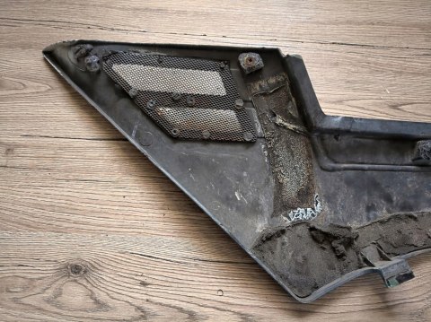 YAMAHA FJ 1200 BOK OWIEWKA OGON PRAWY ZADUPEK