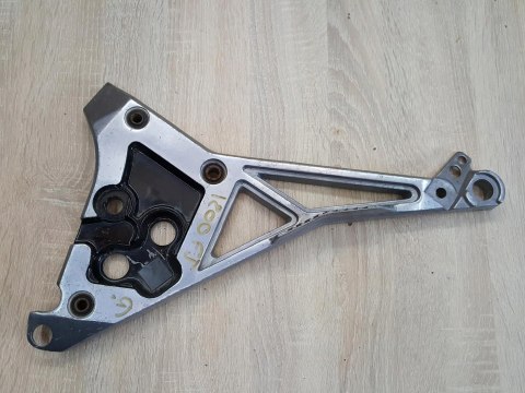 YAMAHA FJ 1200 SET PODNÓŻEK MOCOWANIE YAMAHA FJ 1200 SET PODNÓŻEK MOCOWANIE