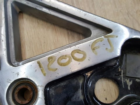 YAMAHA FJ 1200 SET PODNÓŻEK MOCOWANIE YAMAHA FJ 1200 SET PODNÓŻEK MOCOWANIE