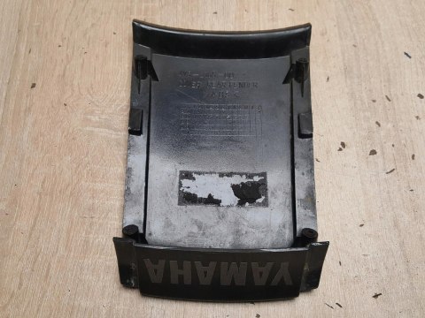 YAMAHA FZ 400 4YR ŁĄCZNIK ZADUPKA OGONA OWIEWKA