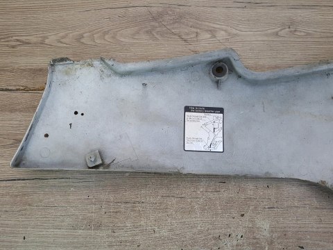 YAMAHA FZ 400 600 BOK BOCZEK OWIEWKA OSŁONA