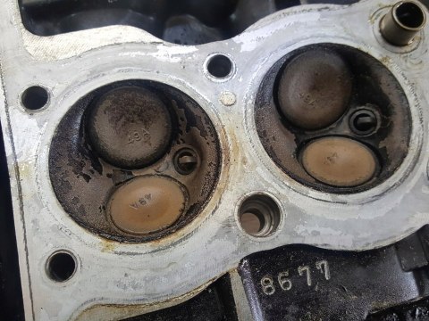 YAMAHA FZ 600 2HW GŁOWICA WAŁKI MOSTKI KPL YAMAHA FZ 600 2HW GŁOWICA WAŁKI MOSTKI KPL