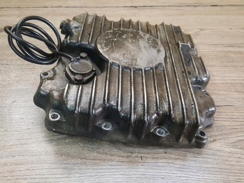 YAMAHA FZ 600 2HW MISA MISKA OLEJU OLEJOWA POKRYWA YAMAHA FZ 600 2HW MISA MISKA OLEJU OLEJOWA POKRYWA