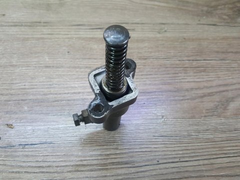 YAMAHA FZ 600 2HW NAPINACZ ŁAŃCUCHA ROZRZĄDU YAMAHA FZ 600 2HW NAPINACZ ŁAŃCUCHA ROZRZĄDU