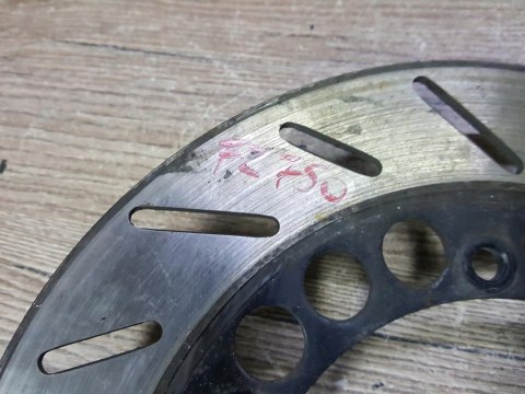 YAMAHA FZ 750 TARCZA HAMULCOWA PRZÓD PRZEDNIA