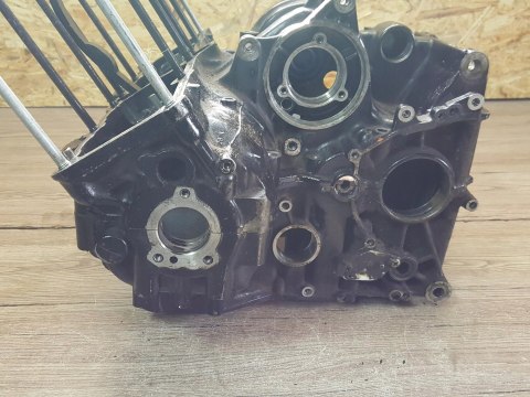 YAMAHA FZR 1000 2GH KARTER GÓRNY DOLNY BLOK KPL