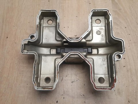 SUZUKI GS 500 POKRYWA DEKIEL KAPA OBUDOWA OSŁONA SUZUKI GS 500 POKRYWA DEKIEL KAPA OBUDOWA OSŁONA