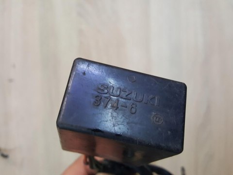 SUZUKI GS 850 1000 1100 PRZEKAŹNIK MODUŁ 374-6 SUZUKI GS 850 1000 1100 PRZEKAŹNIK MODUŁ 374-6