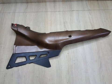 SUZUKI GSXF 750 OGON ZADUPEK OWIEWKA LEWY SUZUKI GSXF 750 OGON ZADUPEK OWIEWKA LEWY